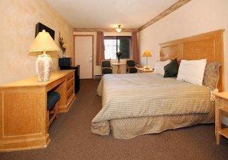 Econo Lodge Inn & Suites Kalispell - Glacier National Park Gateway Buitenkant foto